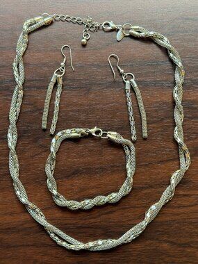 Vintage LBVYR Yves Rocher Silver Tone Necklace Set Y2K